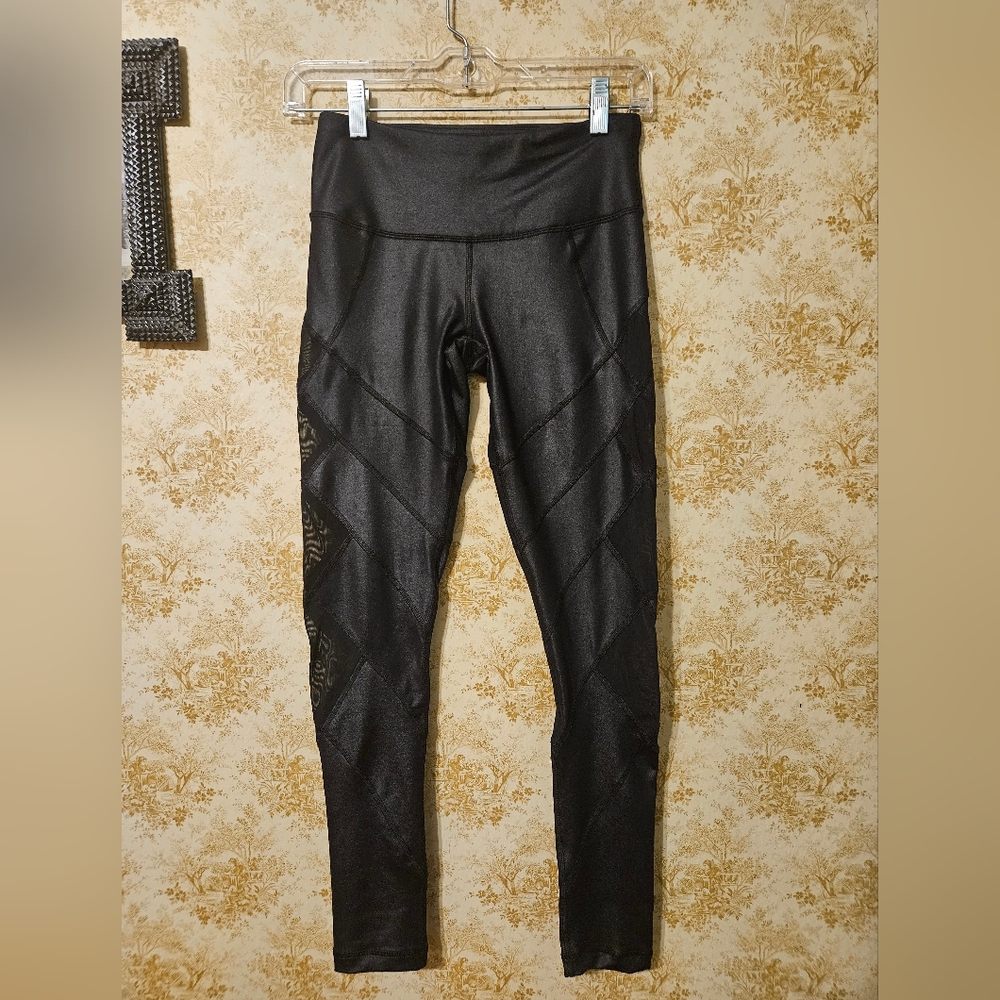 NWOT Reflex Xsmall Black Leggings